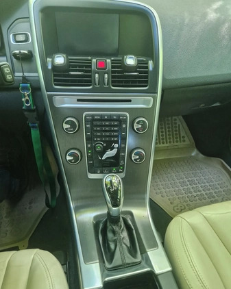 Volvo XC 60 cena 88800 przebieg: 124000, rok produkcji 2014 z Warszawa małe 379